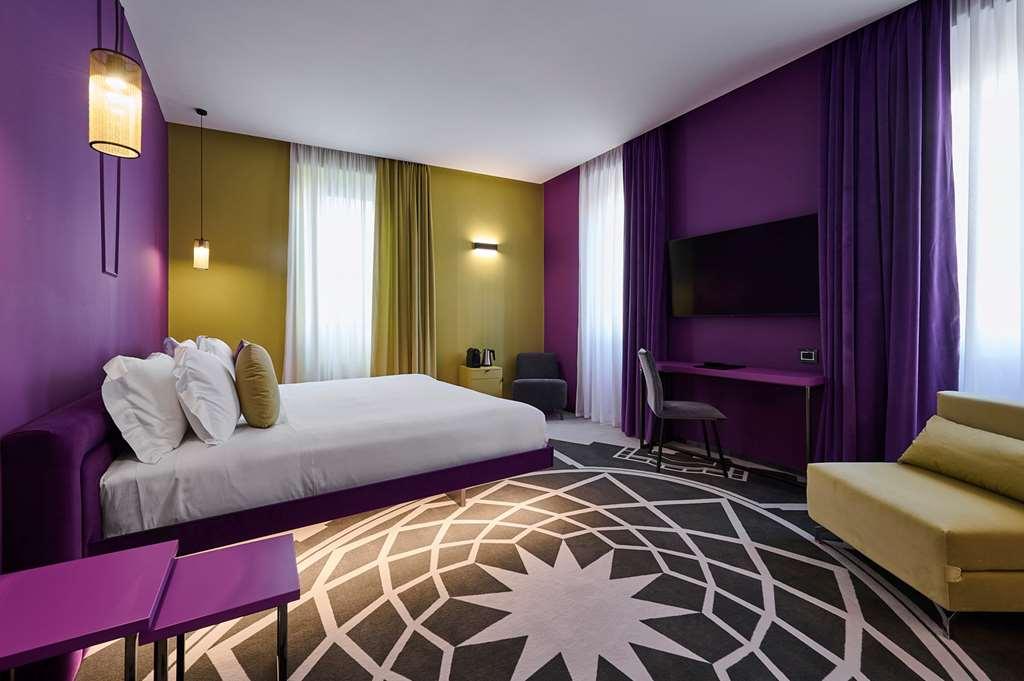 Hotel Mytale